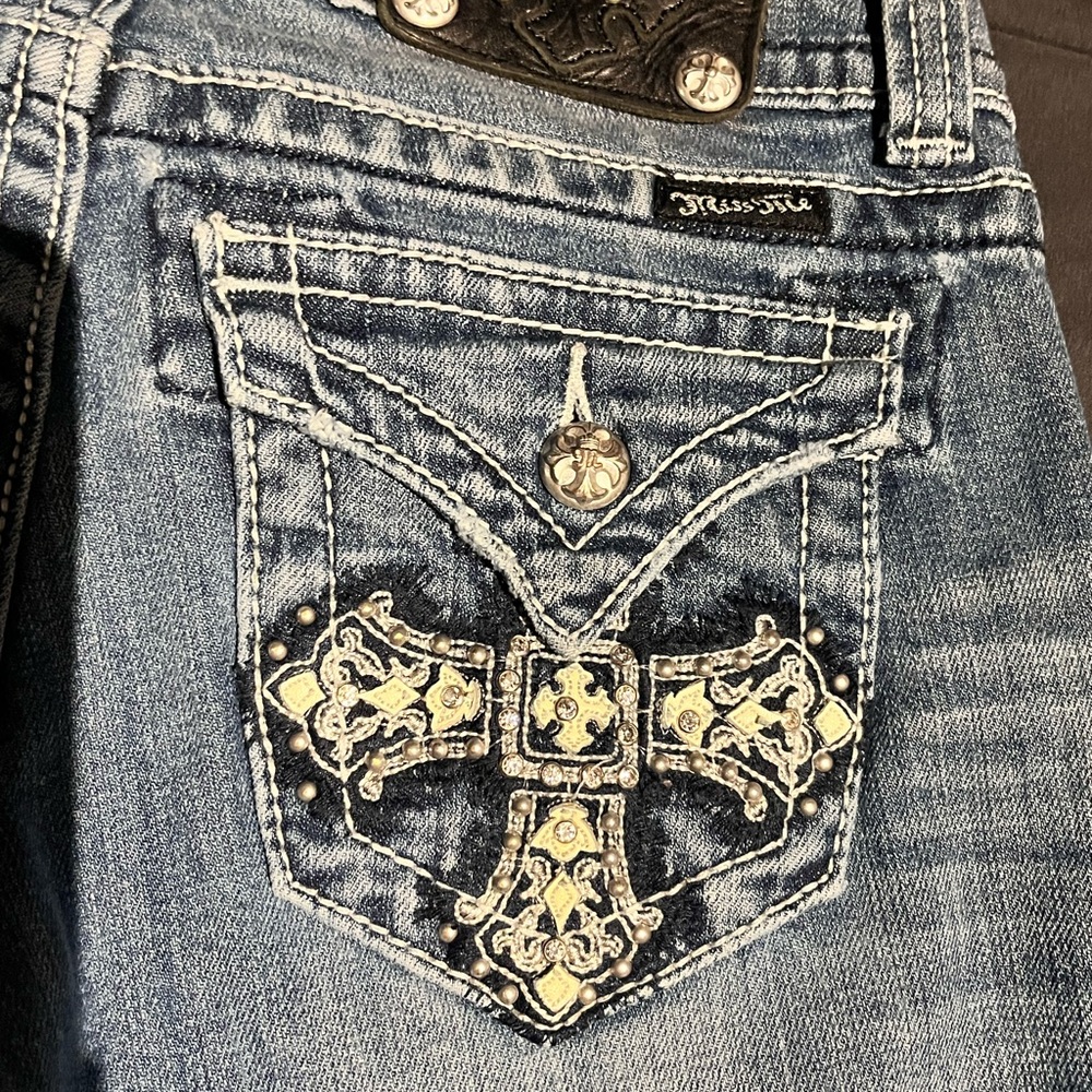 Miss Me Women's Blue Jeans with Embellished Pocket boot cut